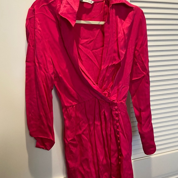 Hot pink mini Zara long sleeve dress - Picture 3 of 3